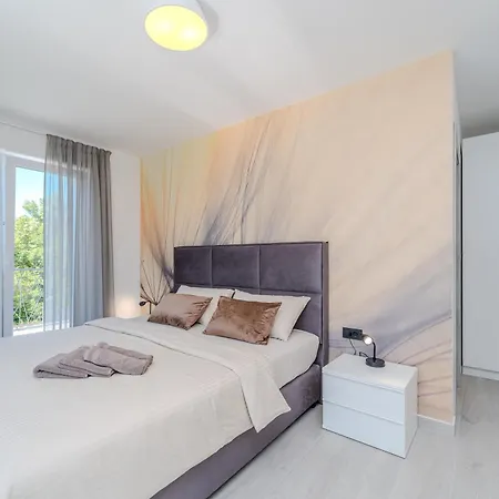 Modern With Pool And Wellness Sveti Vid-Miholjice