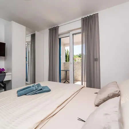 Villa Modern With Pool And Wellness Sveti Vid-Miholjice