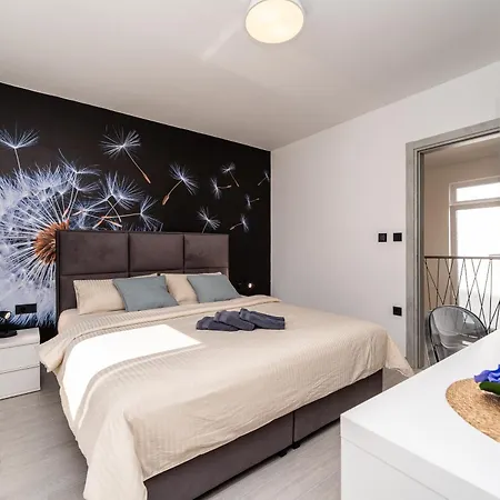 Modern With Pool And Wellness Sveti Vid-Miholjice