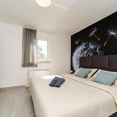 Modern With Pool And Wellness